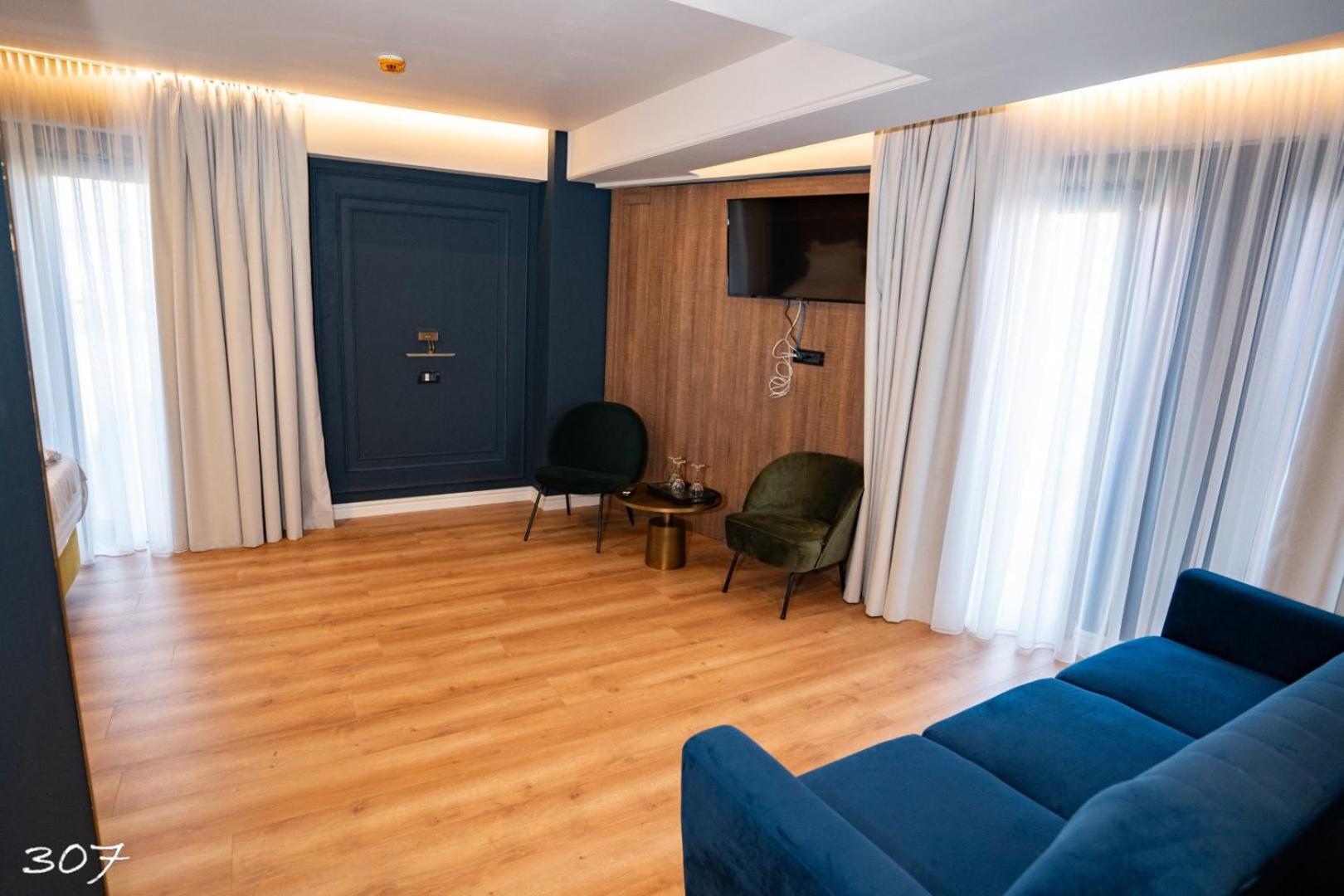Cosmopolita Boutique Hotel Timişoara Eksteriør billede
