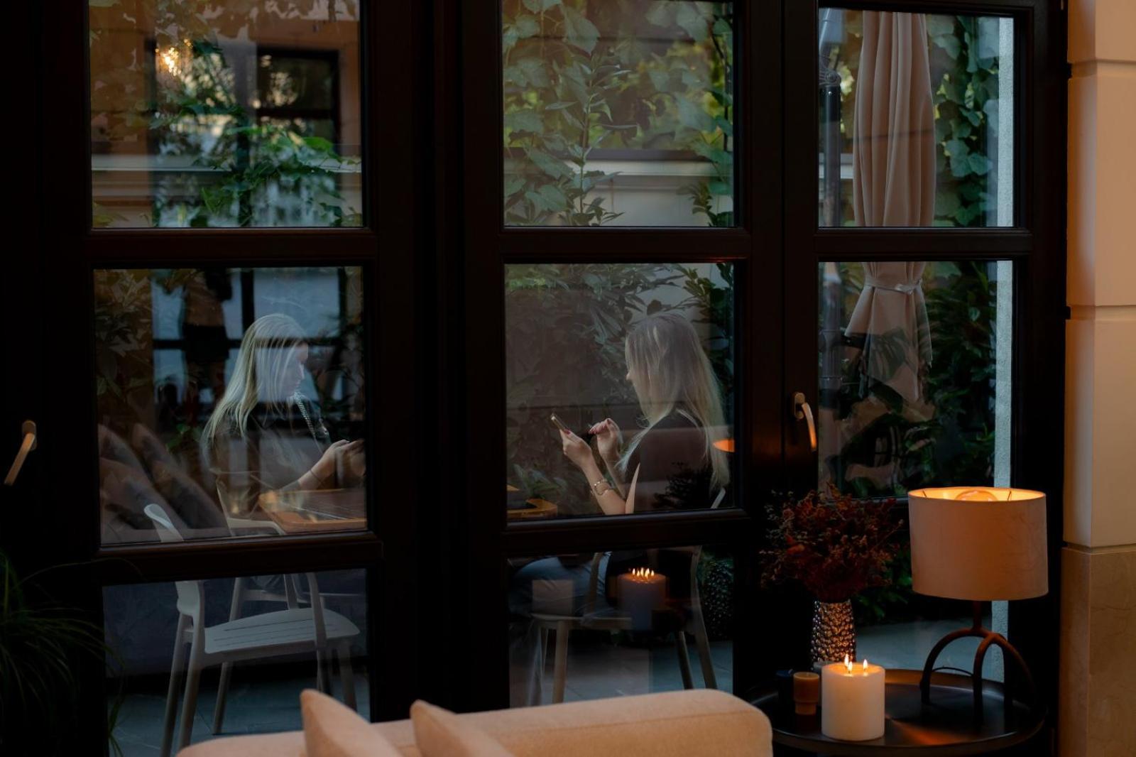 Cosmopolita Boutique Hotel Timişoara Eksteriør billede