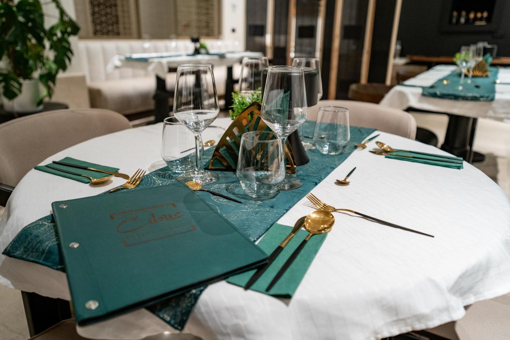 Cosmopolita Boutique Hotel Timişoara Eksteriør billede